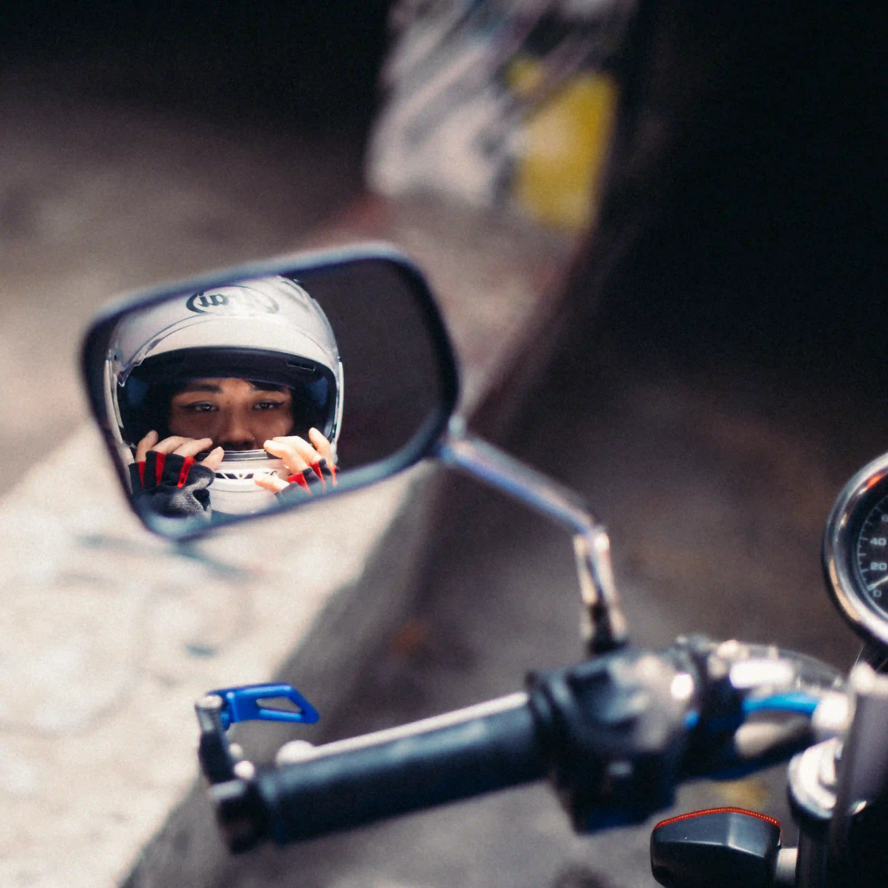 /images/projects/motorcycle-shoot/13.webp